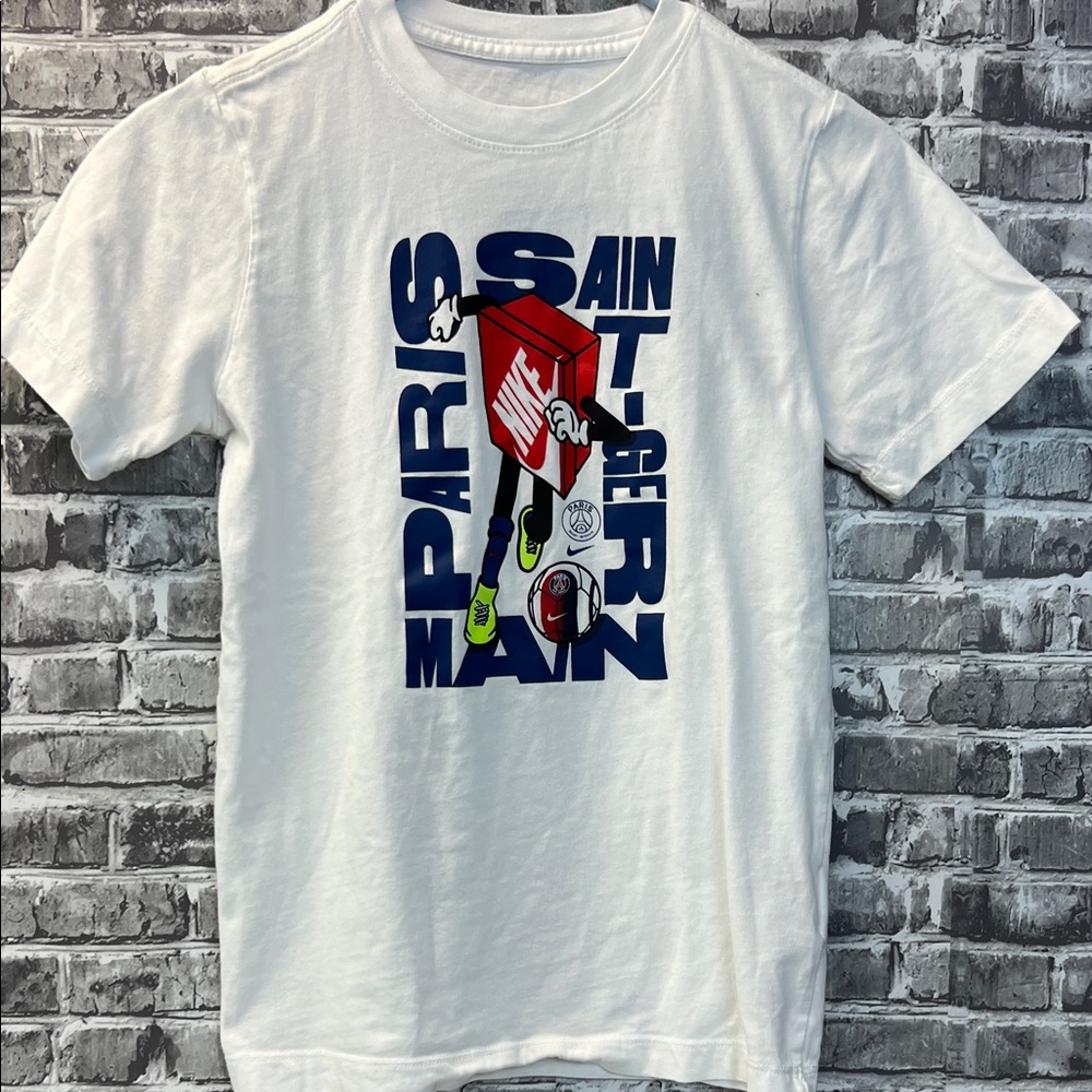 Boy's Nike Graphic‎ T-Shirt